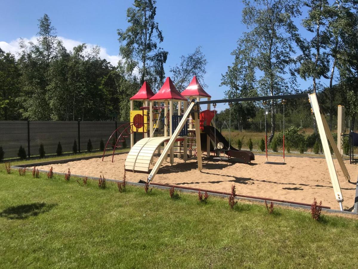 Klimaty Bałtyku Pod linami ul Daglezji 93 Dziwnów Apartamento Exterior foto